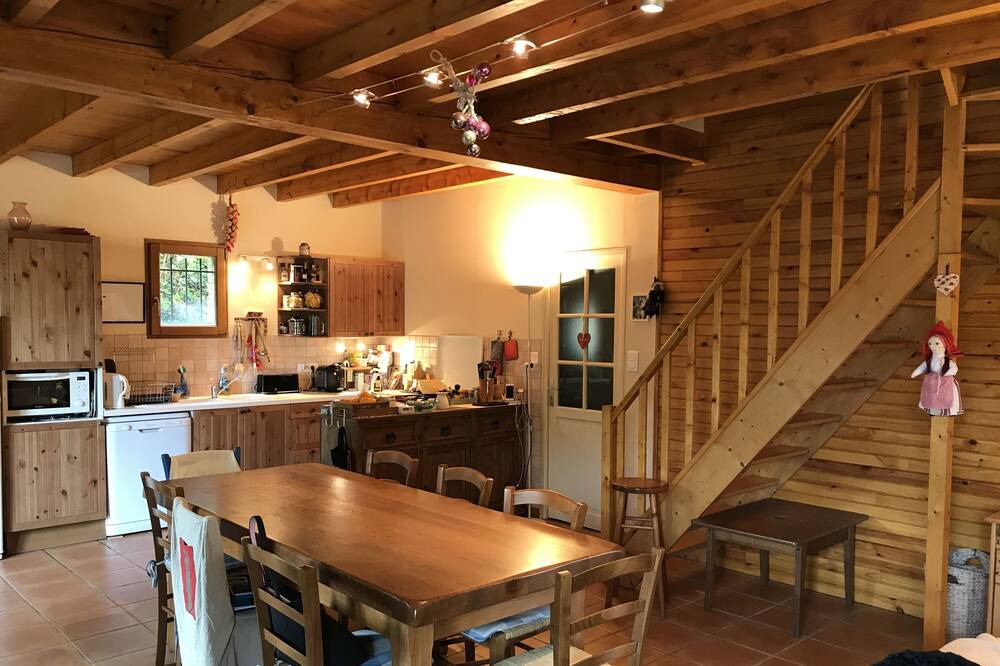 Photo of Kitchen in Germs-sur-l'Oussouet
