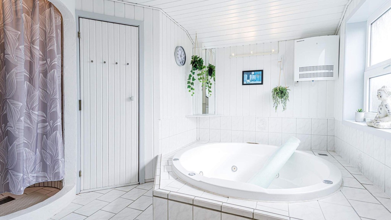 Photo of Bathroom in Nørre Lyngvig