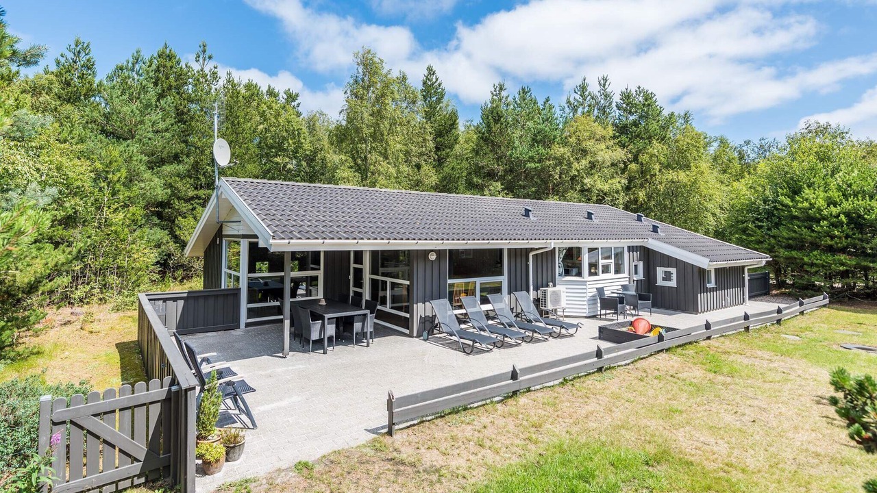 Photo of Outdoor in Ho