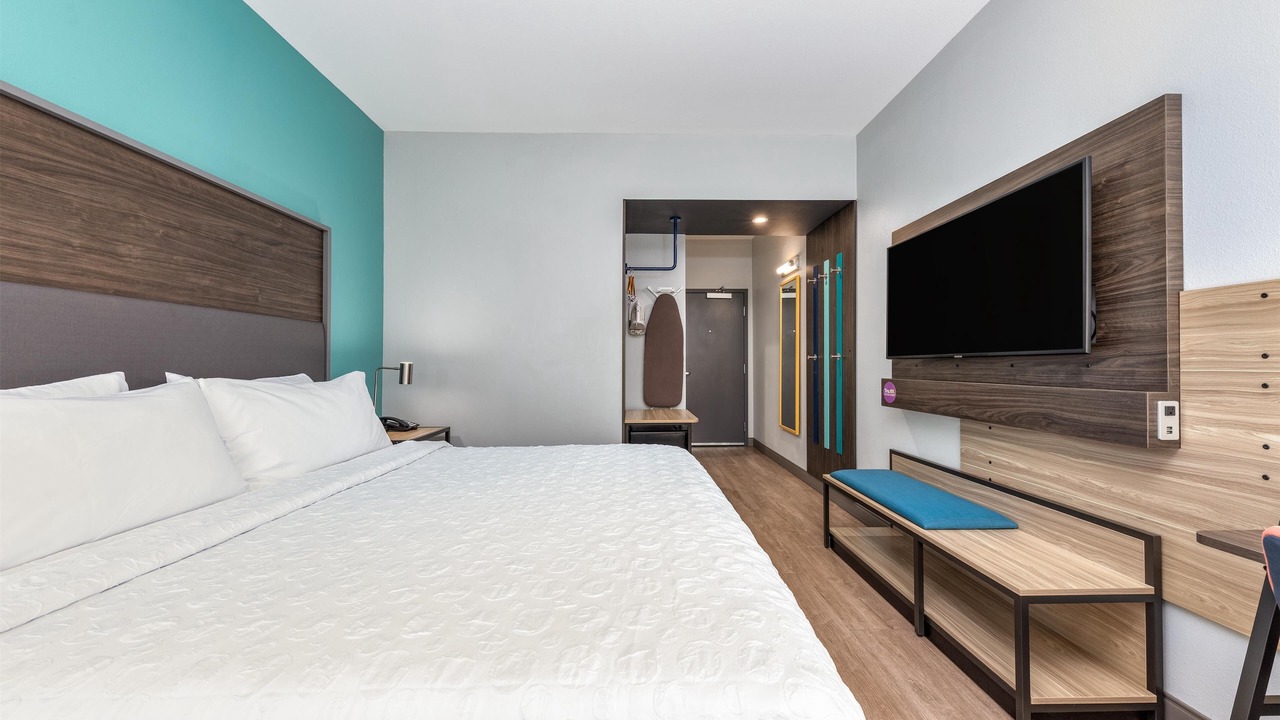 Photo of Bedroom in The Colony