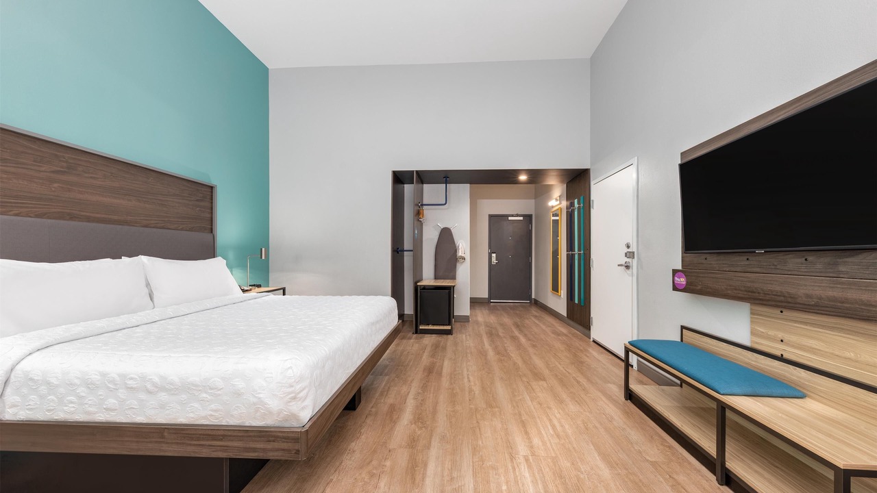 Photo of Bedroom in The Colony