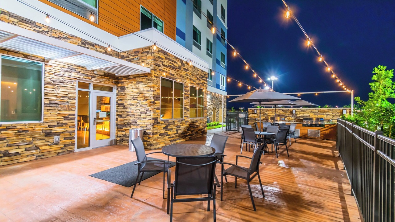 Photo of Outdoor in League City
