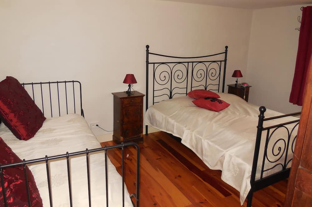 Photo of Bedroom in Saint-Germain-lʼHerm