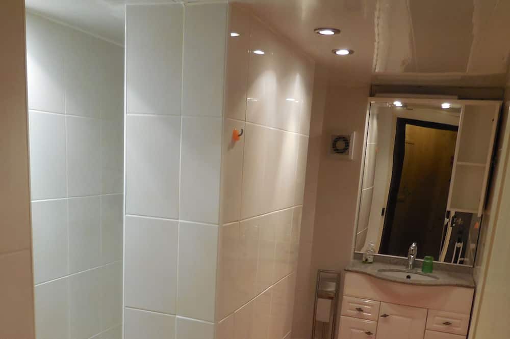 Photo of Bathroom in Saint-Germain-lʼHerm