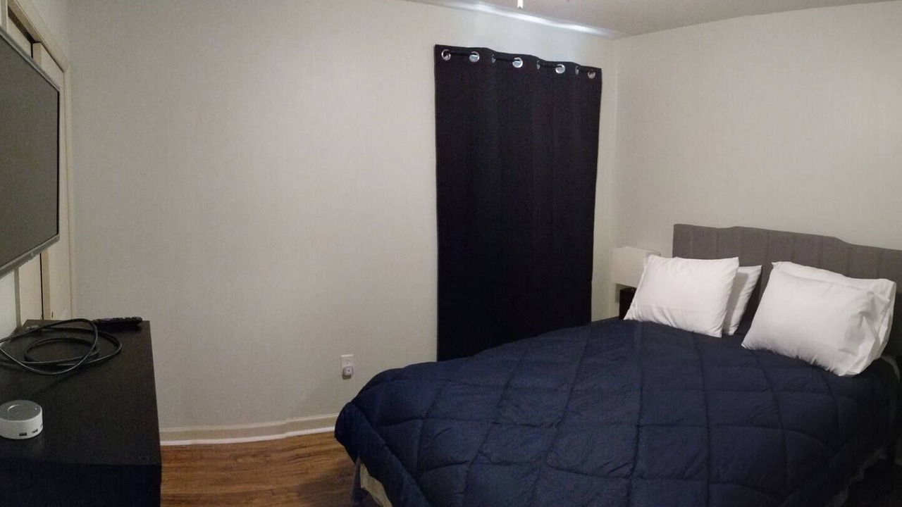 Photo of Bedroom in Masterson Station