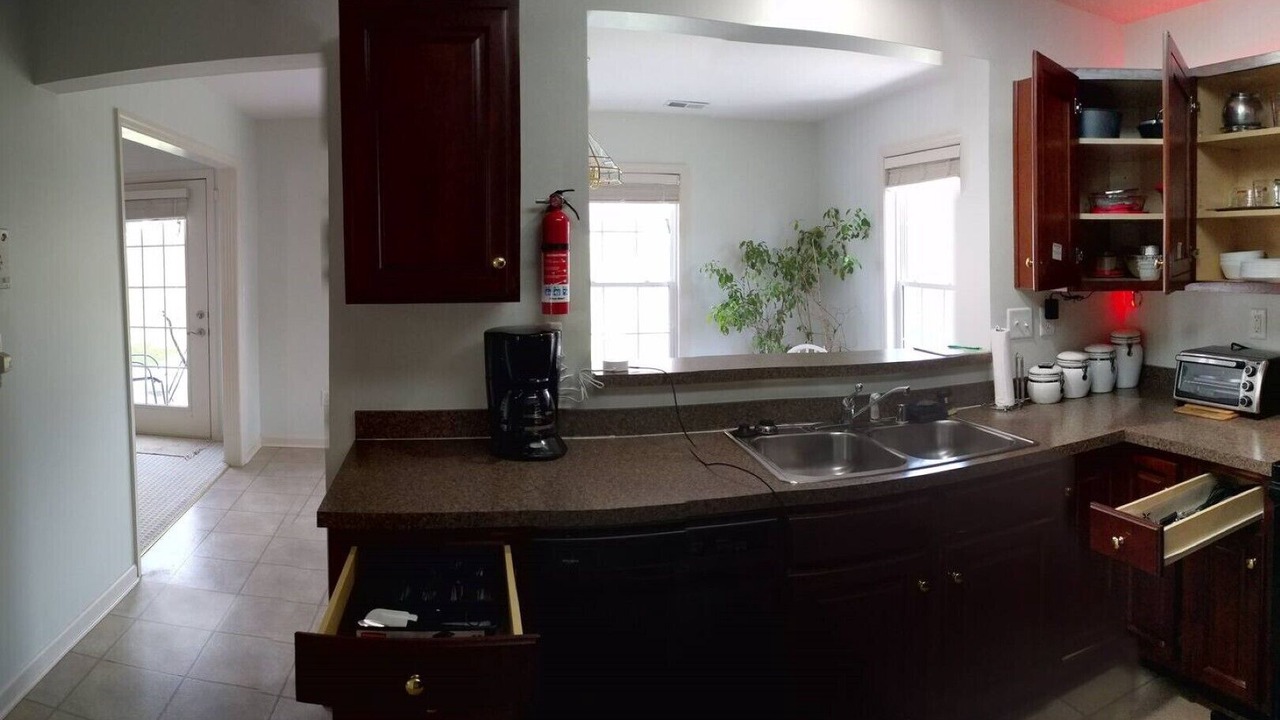 Photo of Kitchen in Masterson Station