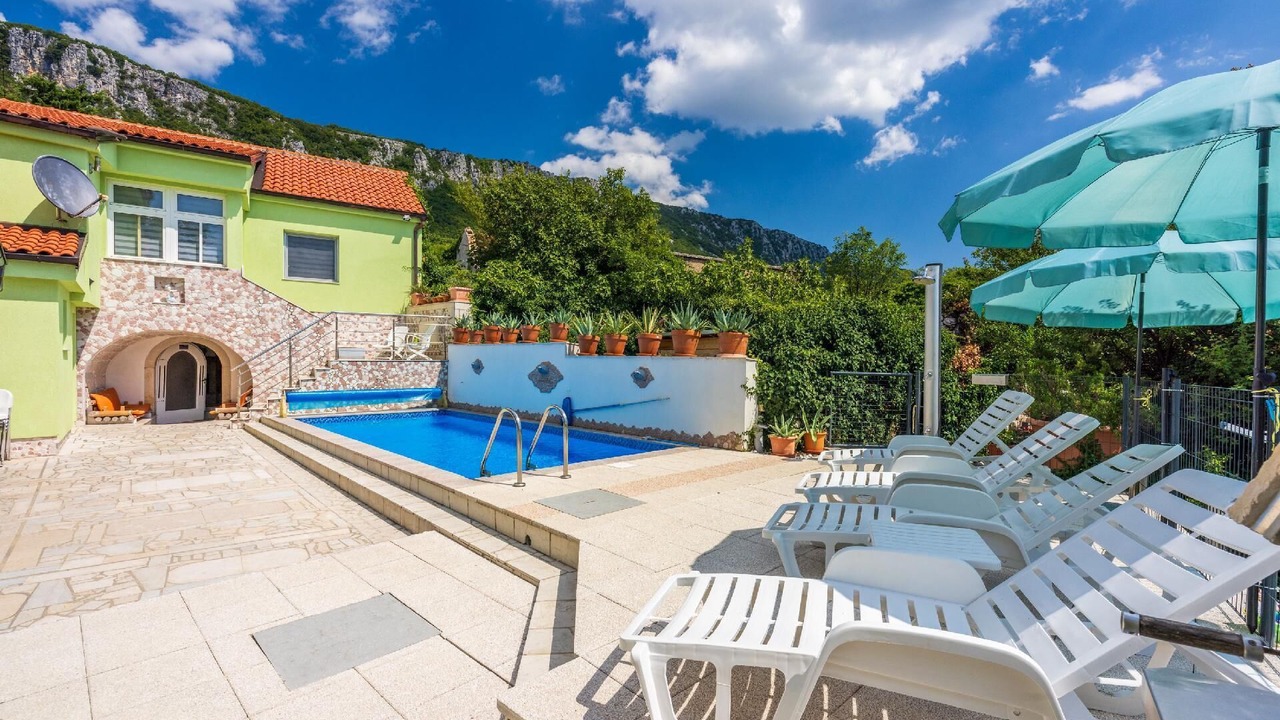 Photo of Outdoor in Bribir