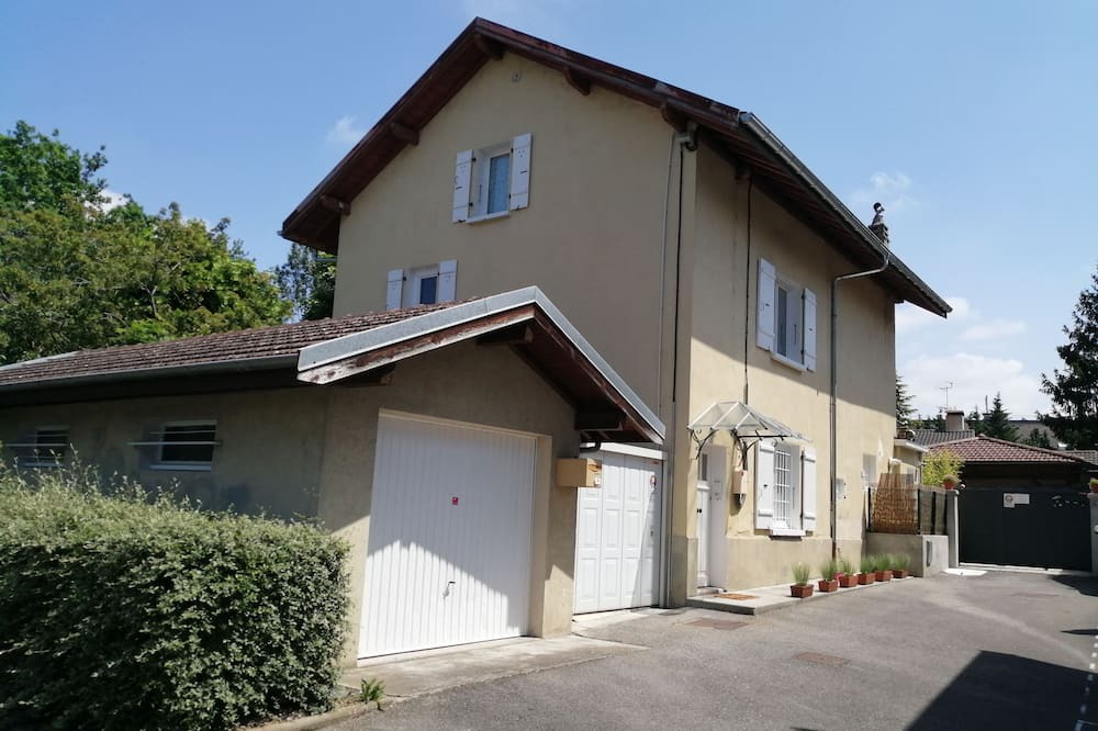 Photo of Outdoor in Gaillard