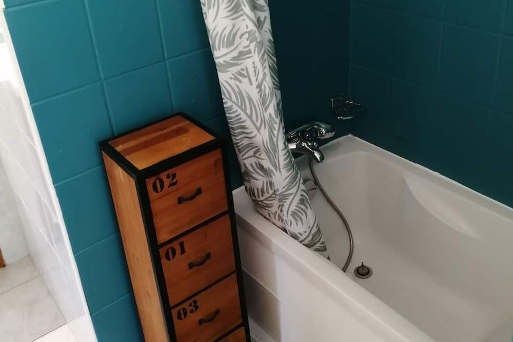 Photo of Bathroom in Gaillard