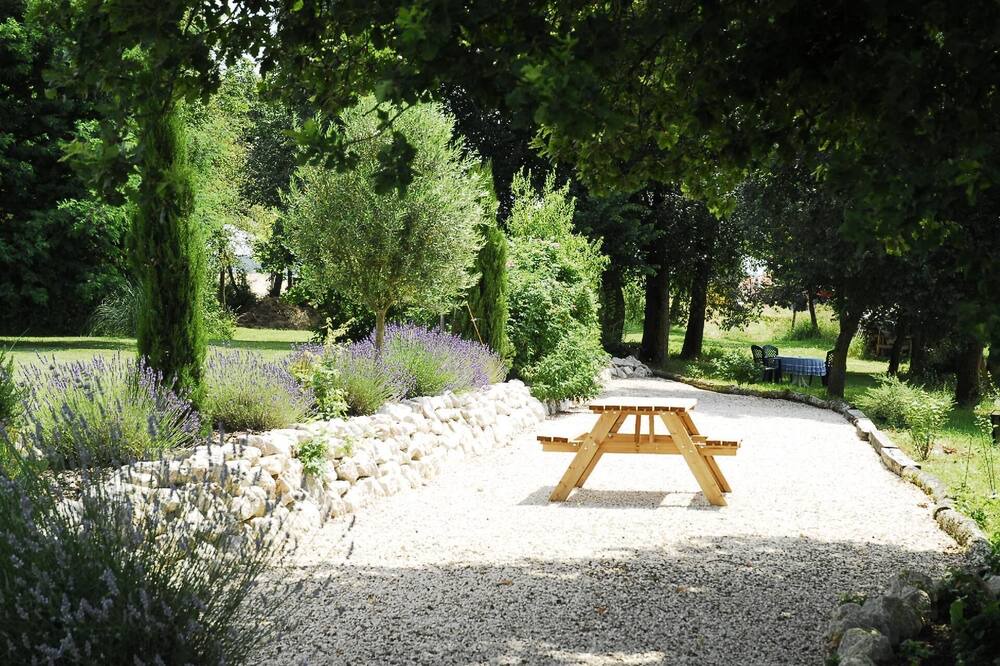 Photo of Outdoor in Ambax