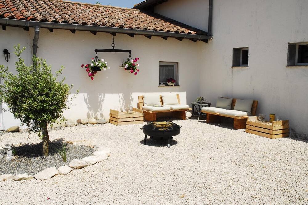 Photo of Outdoor in Ambax