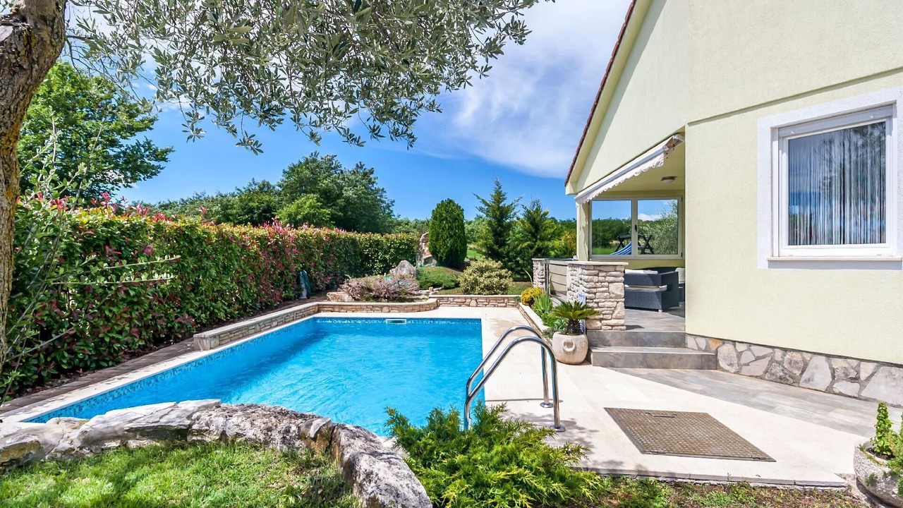 Photo of Outdoor in Marcana