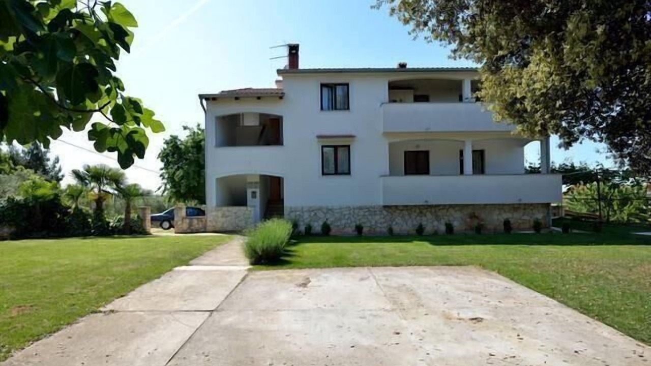 Photo of Outdoor in Vabriga