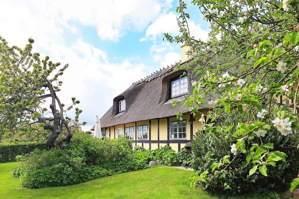 Photo of Outdoor in Hennetved