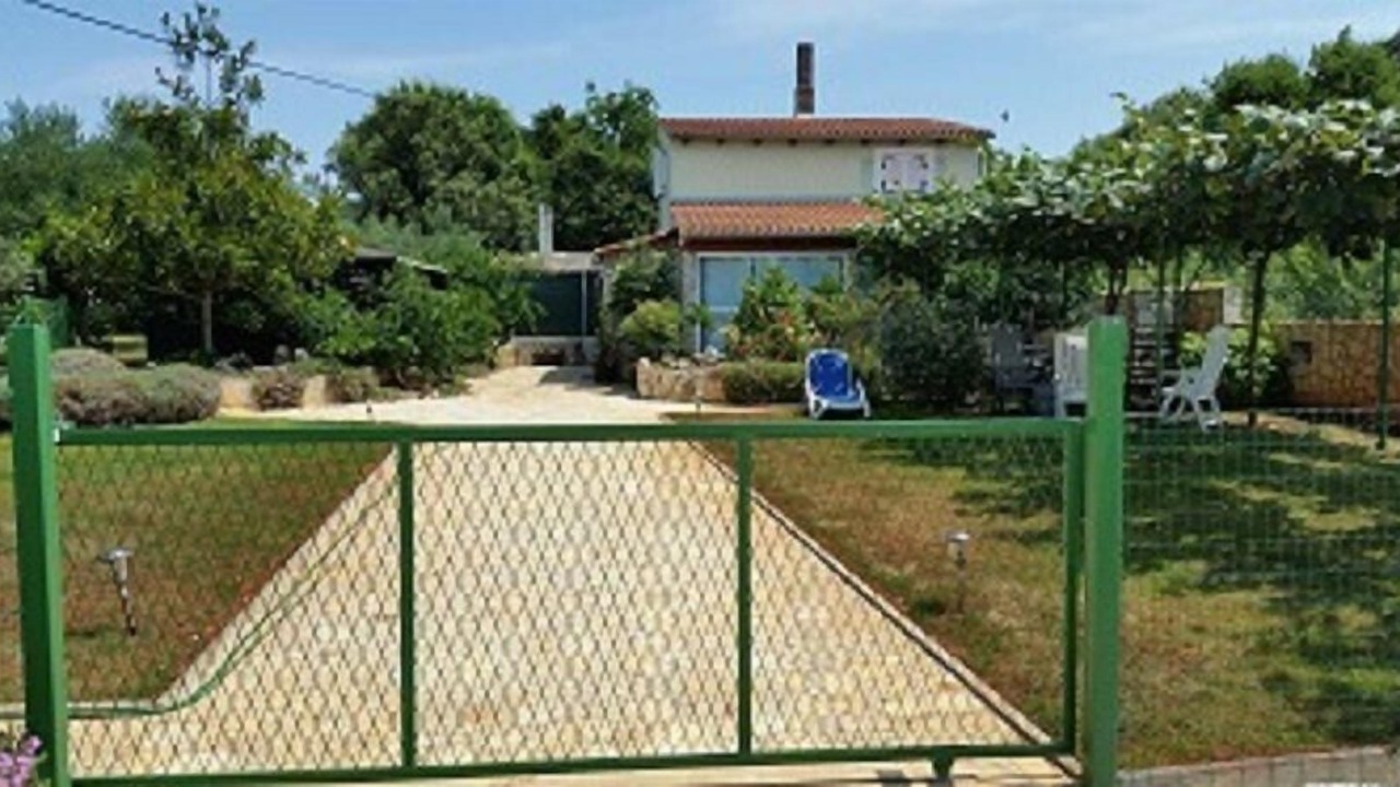 Photo of Outdoor in Sisan