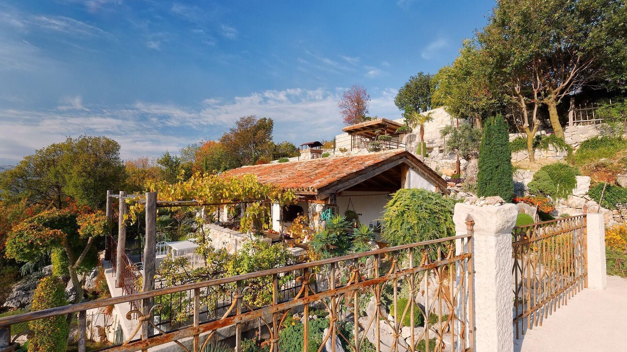 Photo of Outdoor in Bribir