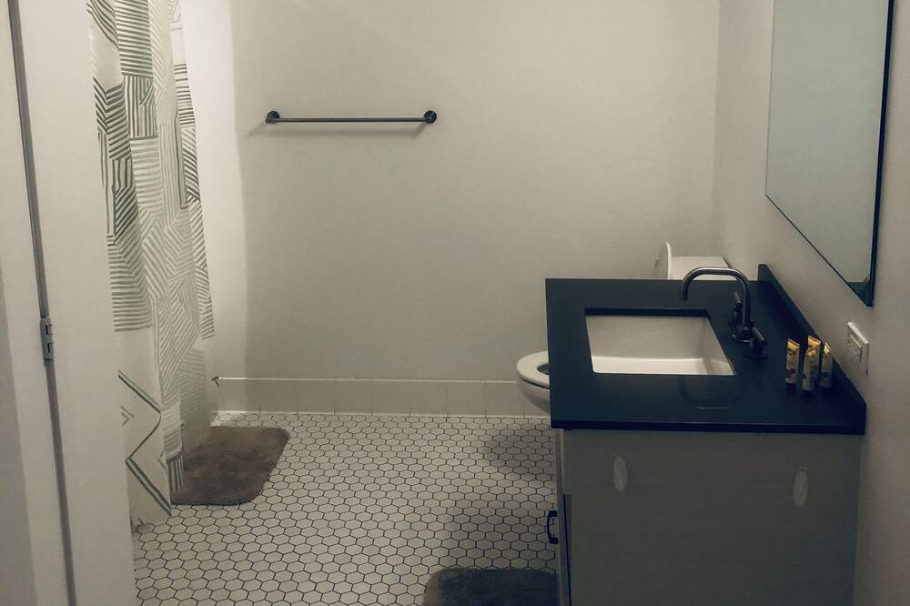 Photo of Bathroom in Mission Hill