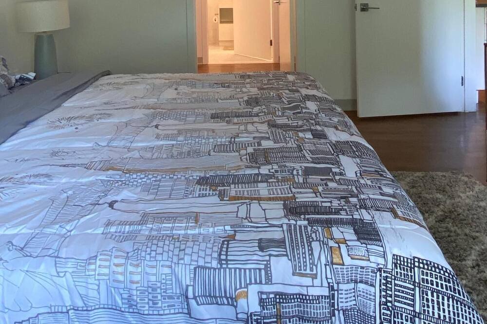 Photo of Bedroom in Mission Hill