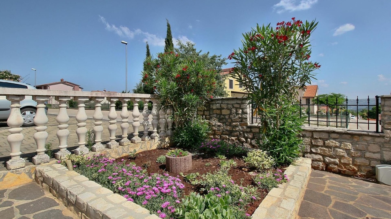 Photo of Outdoor in Kastel