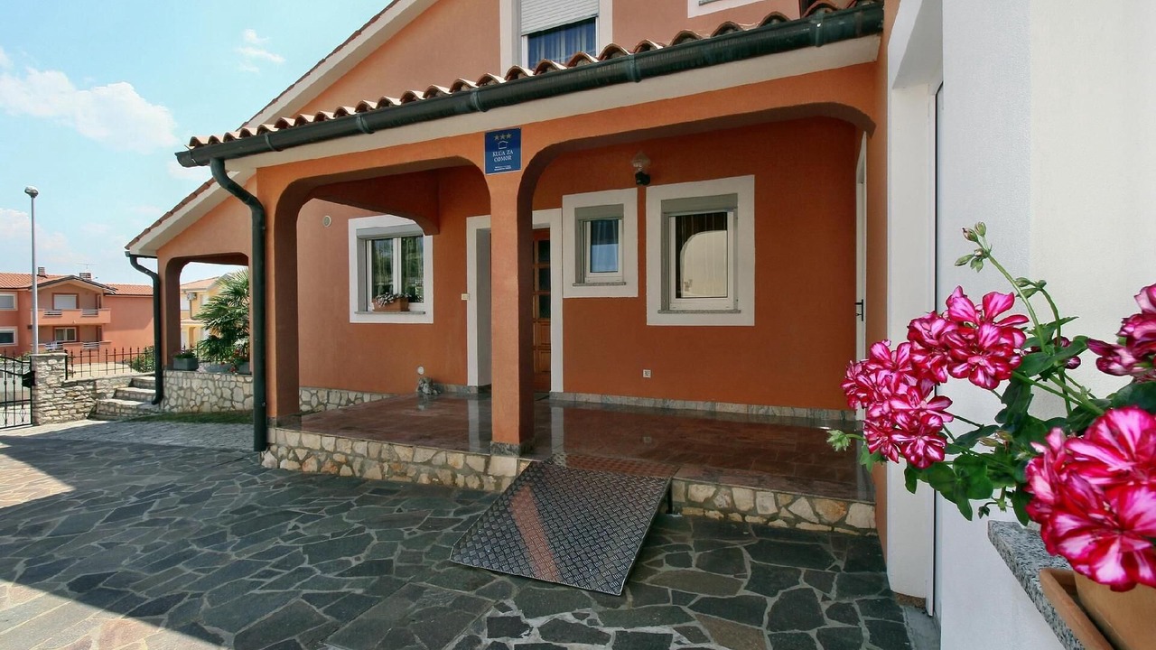 Photo of Outdoor in Kastel