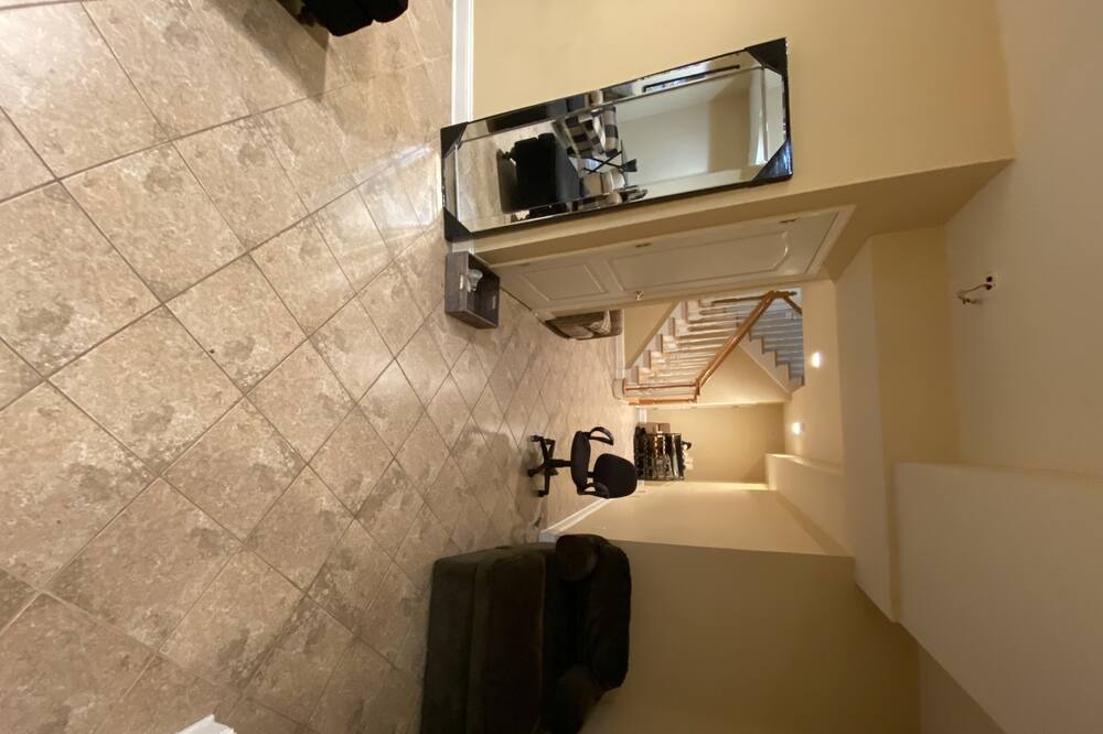 Photo of Bathroom in Cresskill