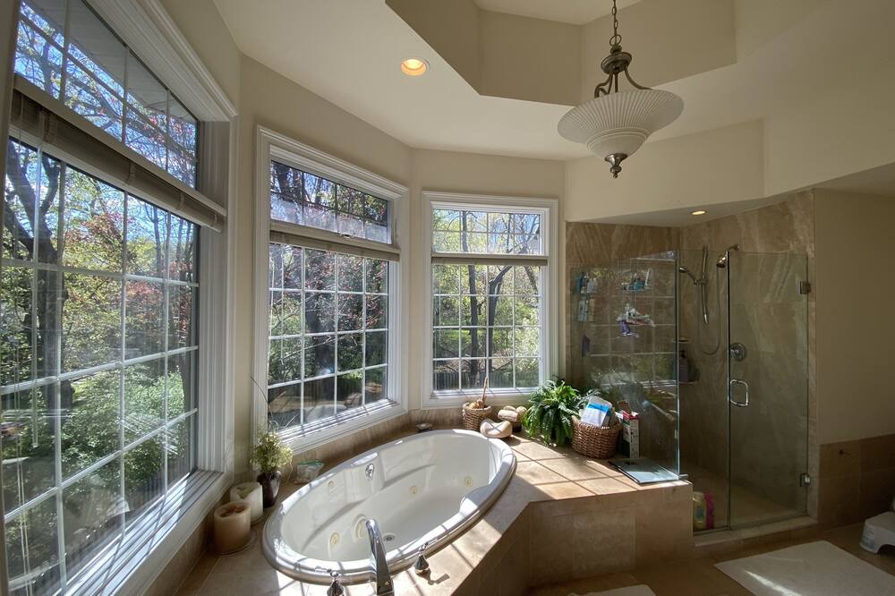 Photo of Bathroom in Cresskill