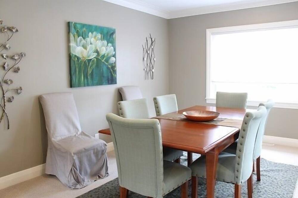 Photo of Bedroom in Fort Erie