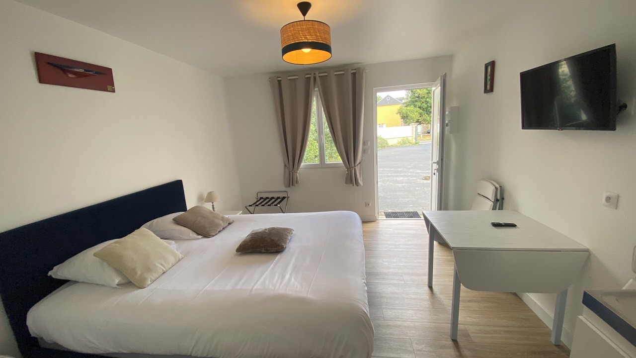 Photo of Bedroom in Saint-Come-de-Fresne