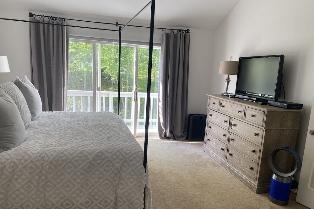 Photo of Others in Cos Cob