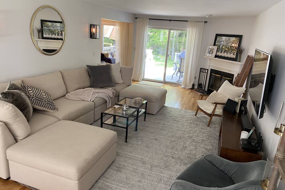 Photo of Livingroom in Cos Cob