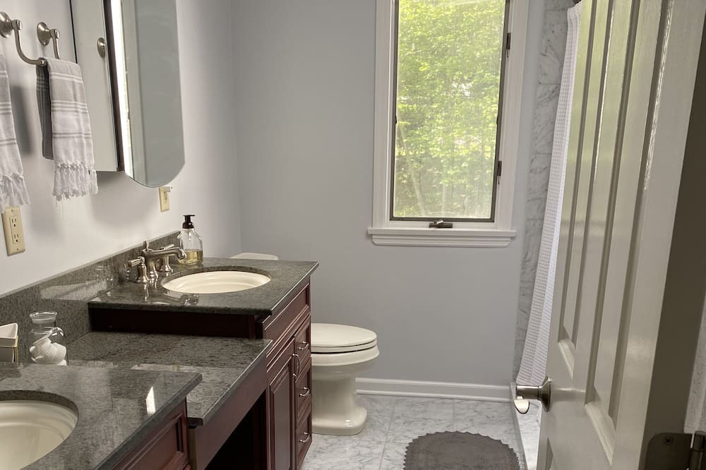 Photo of Others in Cos Cob