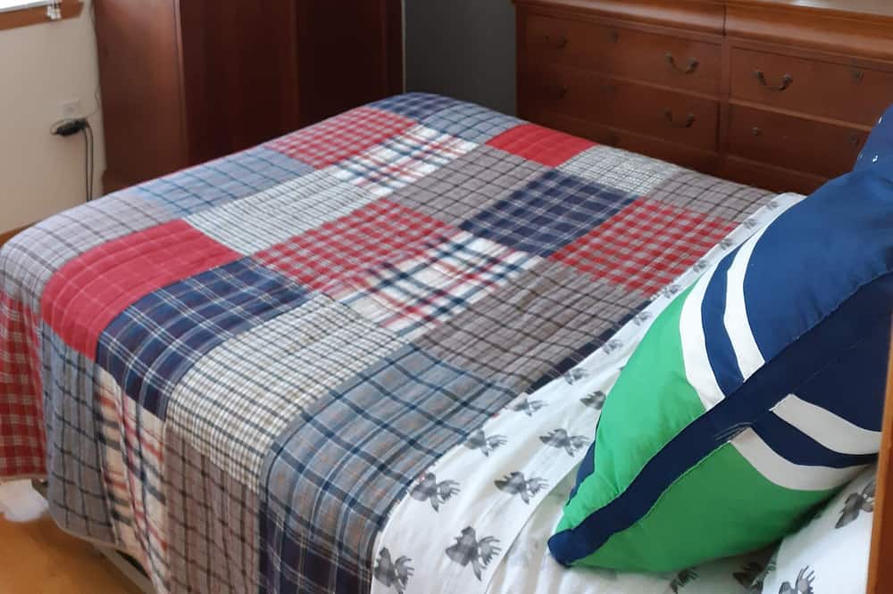 Photo of Bedroom in Pointe Claire