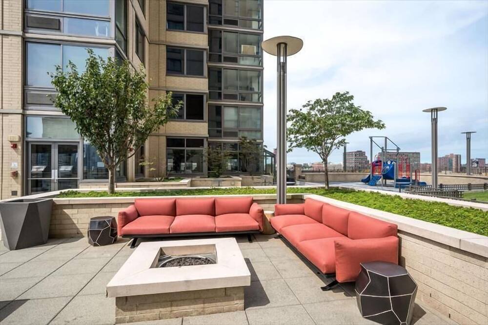 Photo of Others in Hudson Exchange