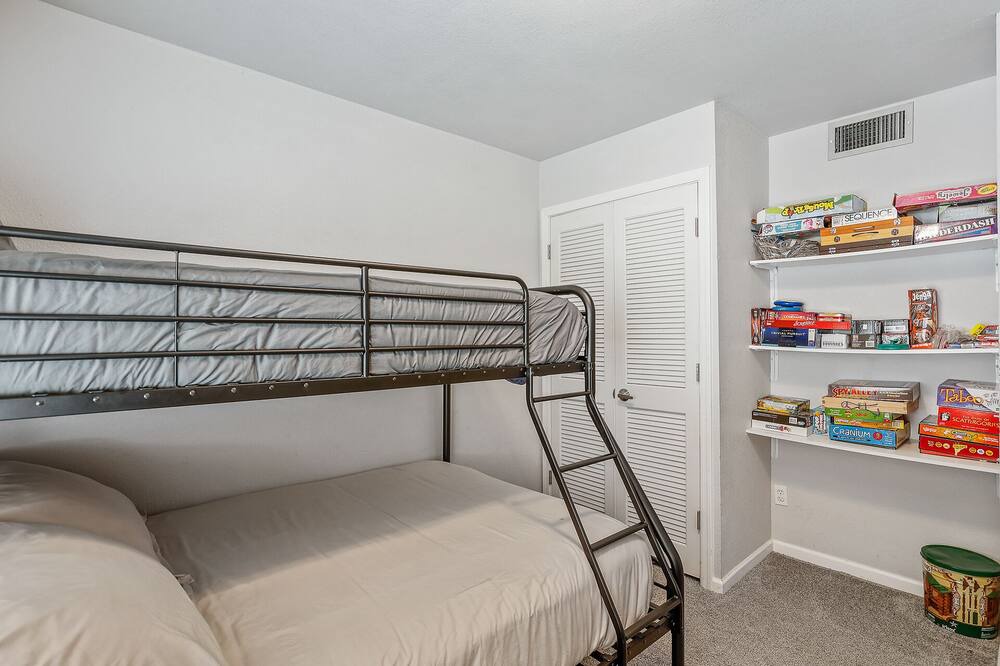 Photo of Bedroom in Munds Park