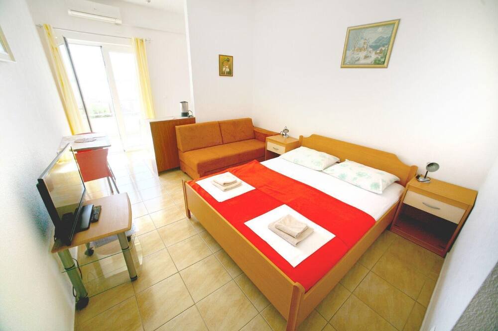 Photo of Bedroom in Baska Voda