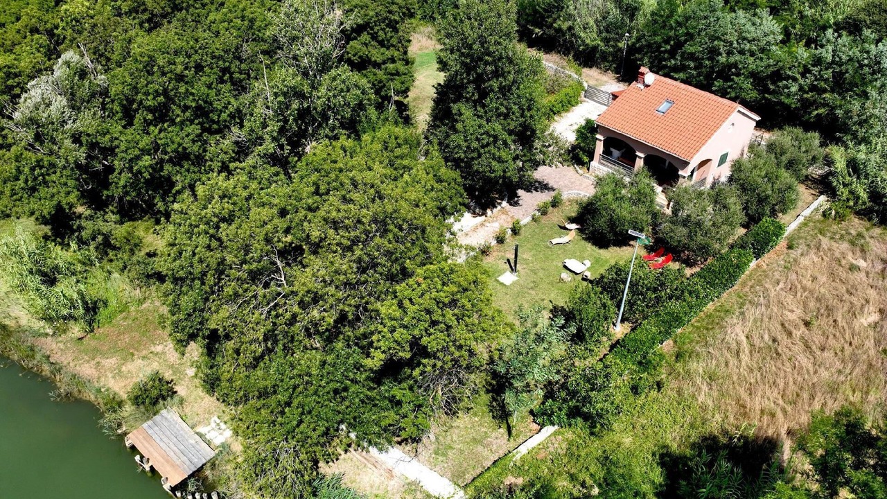 Photo of Outdoor in Nin