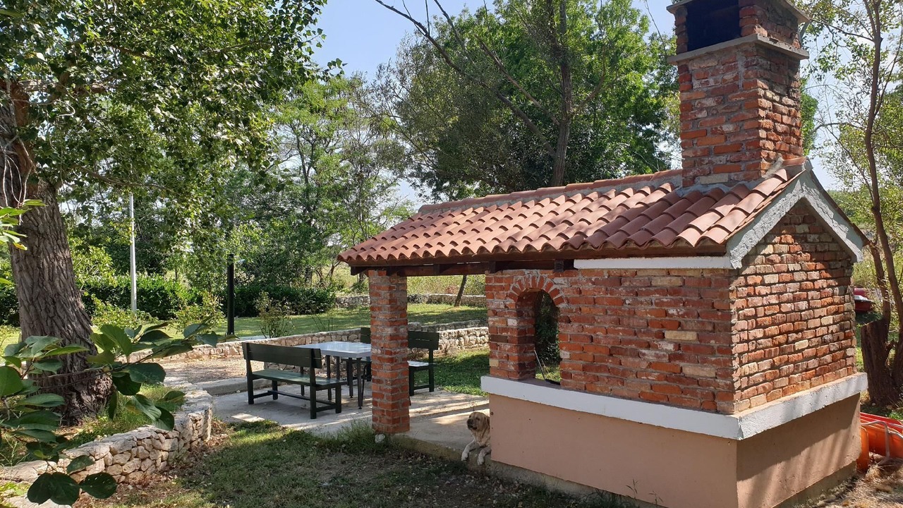 Photo of Outdoor in Nin