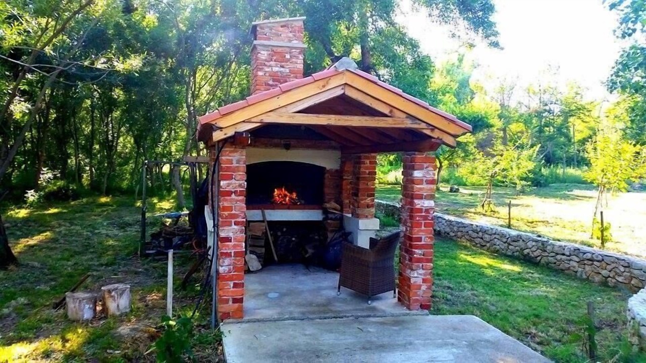 Photo of Outdoor in Nin