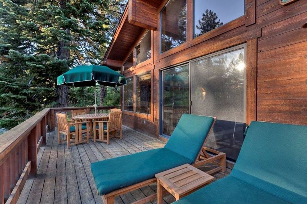 Photo of Outdoor in Lake Forest