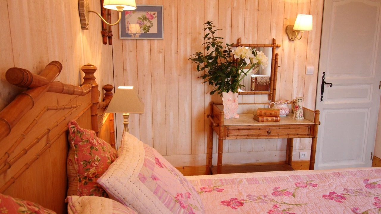 Photo of Others in Lanquais