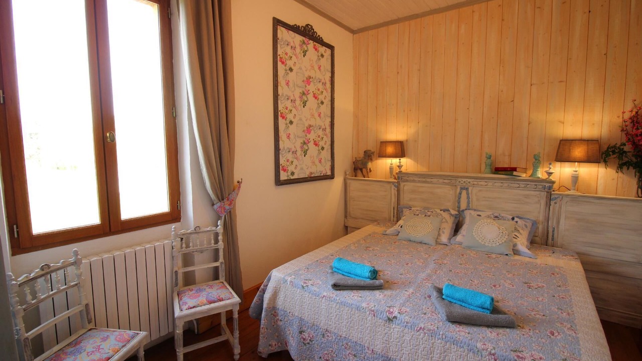 Photo of Others in Lanquais