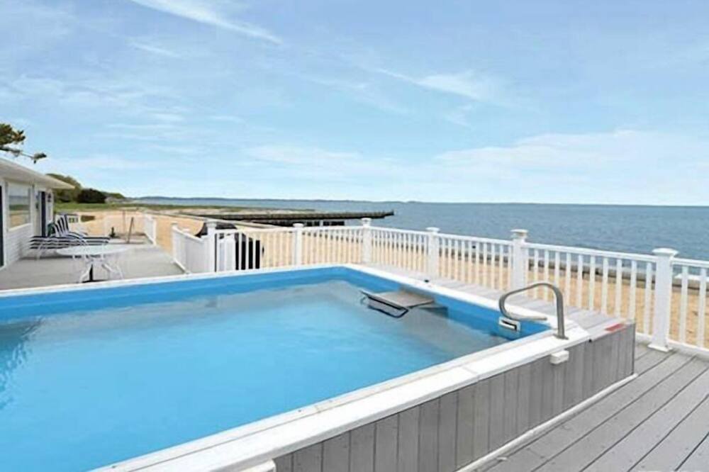 Photo of Outdoor in East Marion