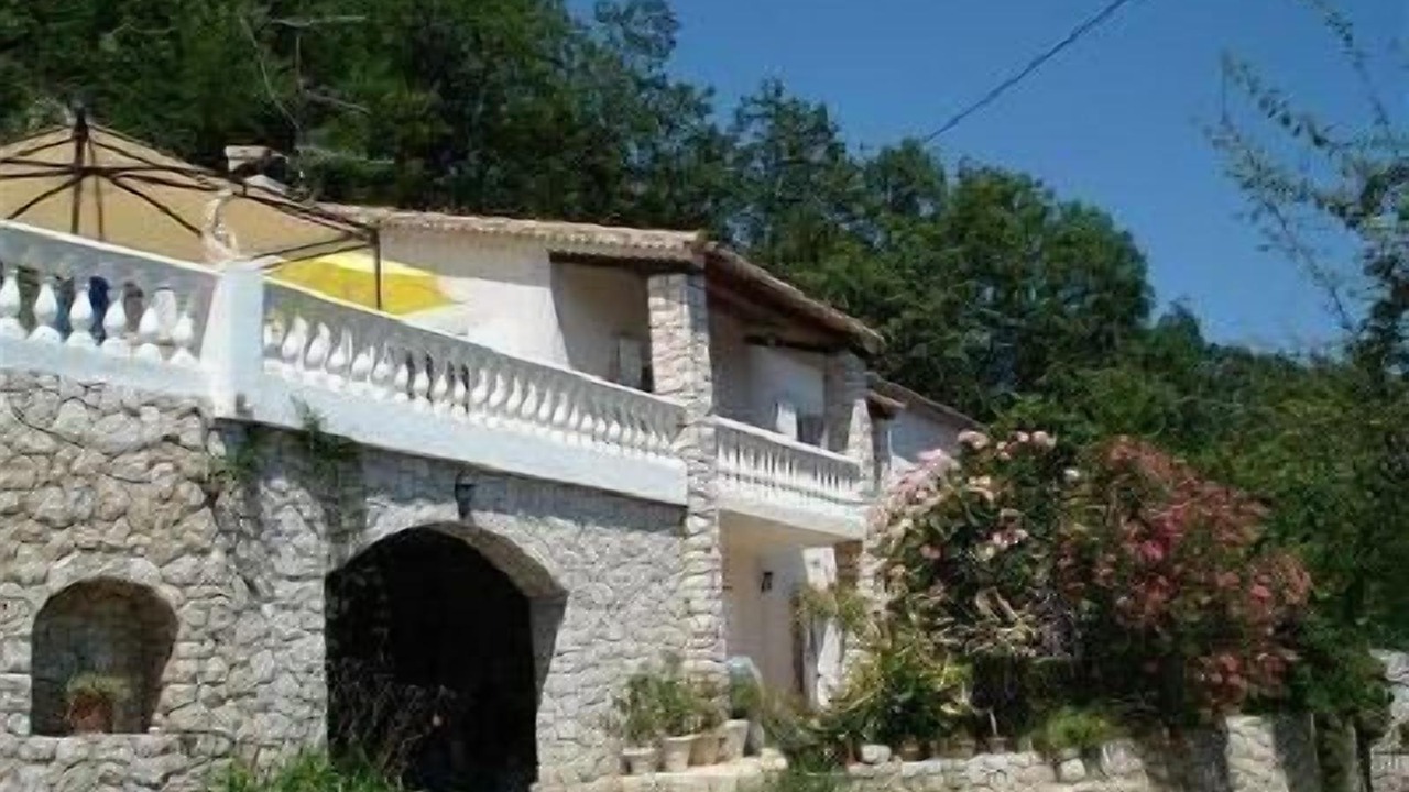 Photo of Outdoor in Gattieres