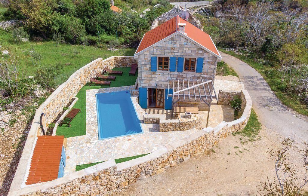 Photo of Outdoor in Novalja