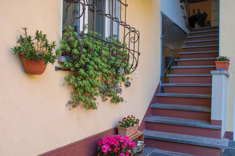 Photo of Patio Balcony in Losone