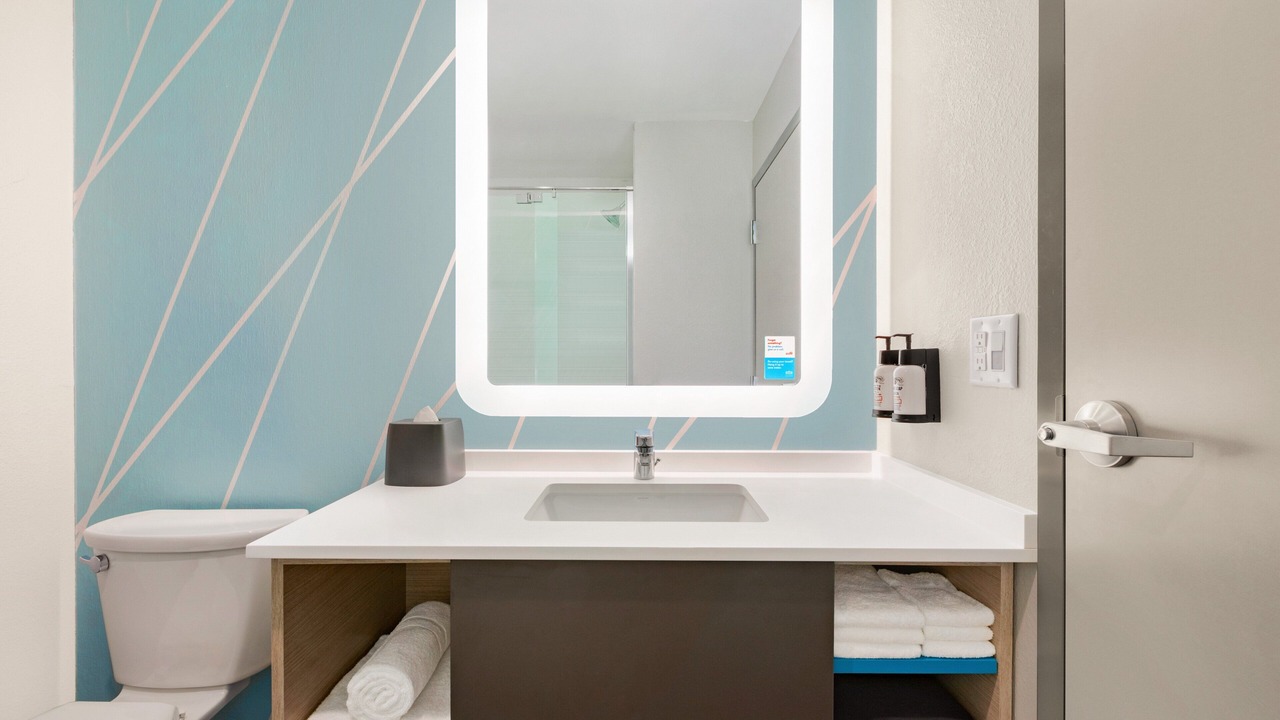 Photo of Others in Cedar Rapids - Iowa City