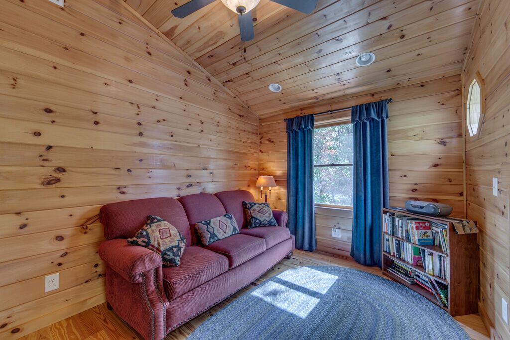 Photo of Livingroom in Copperhill
