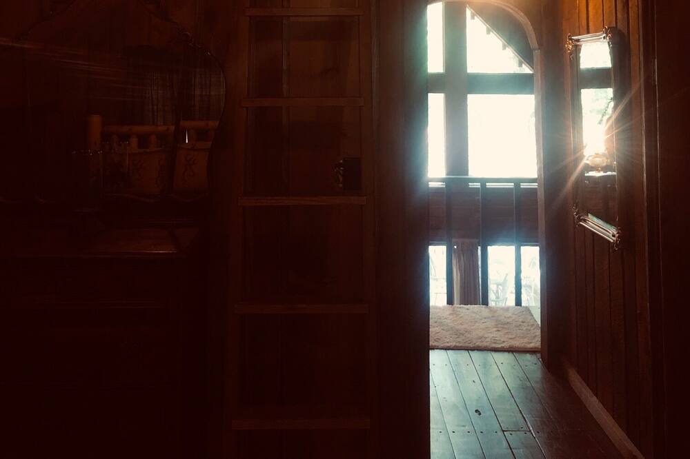 Photo of Bedroom in Drasco