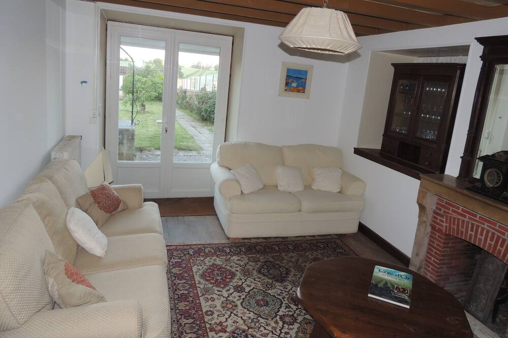 Photo of Livingroom in Vandenesse-en-Auxois