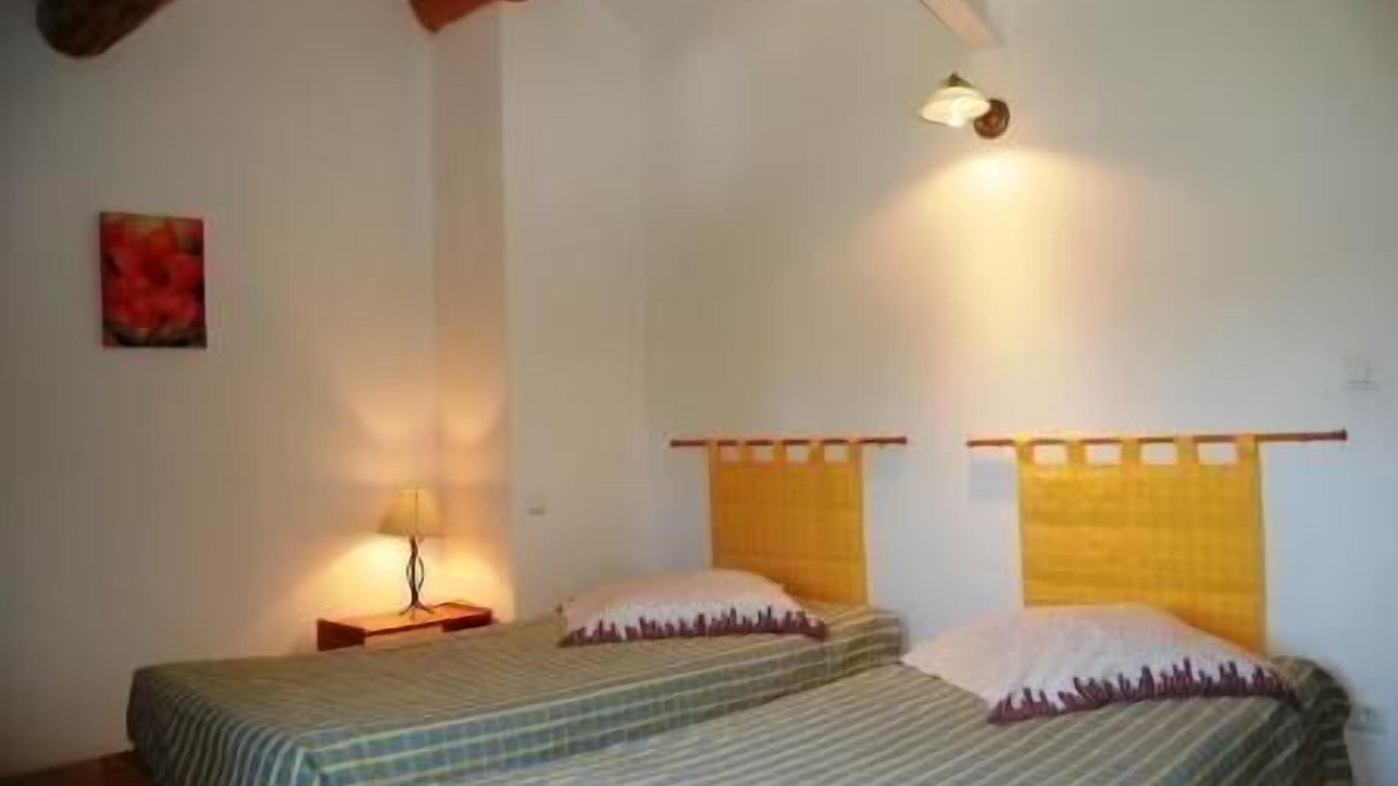 Photo of Others in Saint-Quentin-la-Poterie